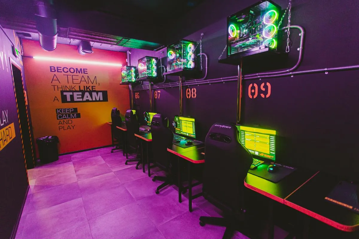 Standard Pro — игровая зона Colizeum Чита